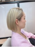 《era》ホワイティアッシュ 切りっぱなしボブ みわ