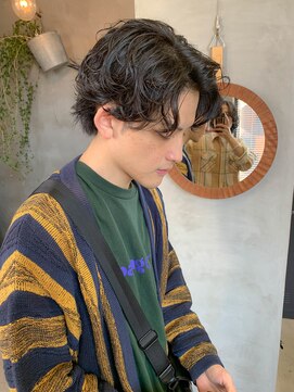 テトヘアー(teto hair) ミディアムウルフ、メンズウルフ、常田パーマ