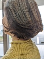 イエロー フォー ヘアー(Yellow for hair) ショートボブ