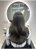 《韓国ヘア》艶感グレージュカラー×ヨシンモリ