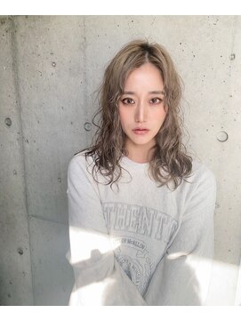 ガルボ ヘアー(garbo hair) パーマ大人かわいい艶髪