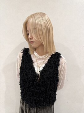 イロ(iro) ブロンド