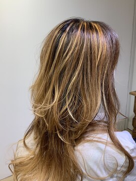 ユーネリー(U-NERY) ロングスタイル