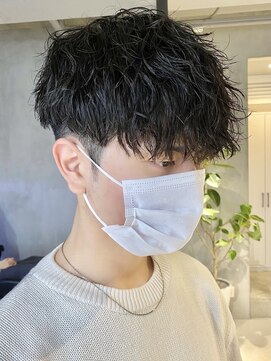 エリマ 調布(elima) ツイストスパイラル/ニュアンスマッシュ/韓国マッシュ/刈り上げ