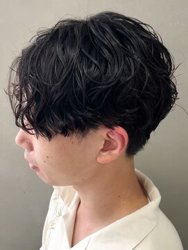 エルマーク(L-MARK) センターパートニュアンスパーマ韓国カルマパーマコンマヘア