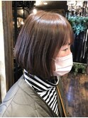 柔らかレイヤーボブとオレンジブラウン