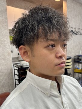 ヘアサロン シュウ 【戸田公園5分/メンズバーバー】ツイストスパイラルパーマ◎