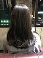 ローカル 半蔵門(Local)&nbsp;ナチュラルなロングヘアーで落ち着いた印象に