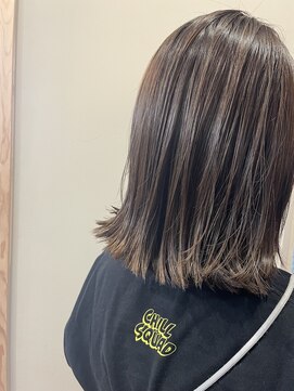 リル(Rire) ぷつっとボブ×アッシュベージュ