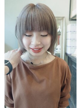 カシカ(casica) ミルクティーベージュ