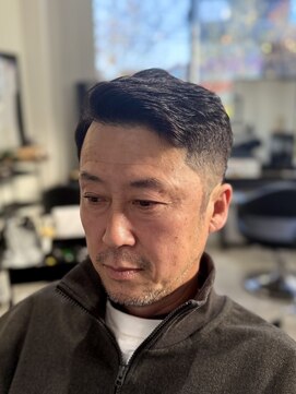 手入れ不要なイケオジスタイル