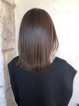 オートゥール(hair room Auteur) 透明感艶感ストレート髪質改善カラーブラウン