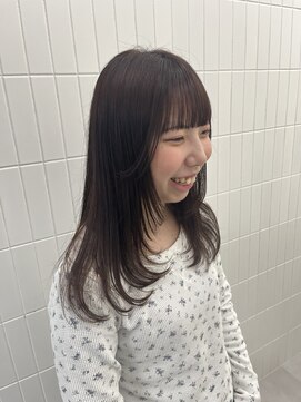 イル 天神西通り店(ill) レイヤーカット/フルバング/艶ブラウン/暗髪