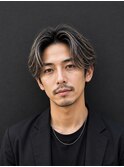 30代センターパート×バレイヤージュカラー白髪ぼかしハイライト