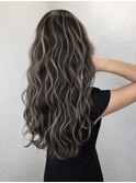 ヌーディーハイライトベージュ/グレージュ/ロングウェーブ