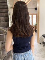 カミエ(kamie) セミロングのブラウンカラー×透明感トリートメント