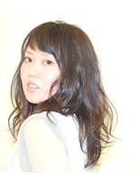 プラウド(proud) ナチュラル ミディアム パーマ ar 透明感 黒髪 オトナ