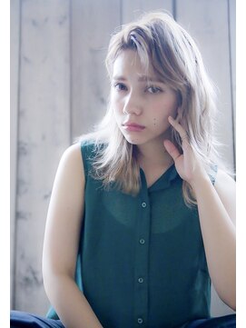 レニーバイエース(LANY by ACE) 【LANY 横浜】 ラフカール×シアーベージュ