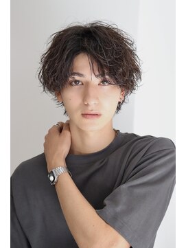 ネイビー(NAVY) 簡単スタイリング 無造作 ツイストスパイラル センターパート