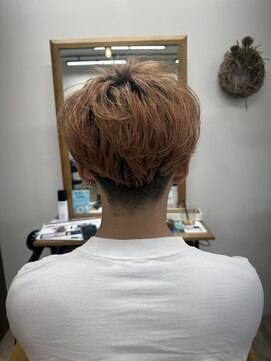 ルチナ 秦野(Lucina) メンズマッシュ/パーマ