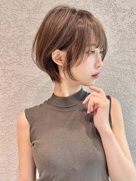 ロンド アンブル 四条烏丸(Lond ambre) 顔まわりの可愛いさで魅了するショート