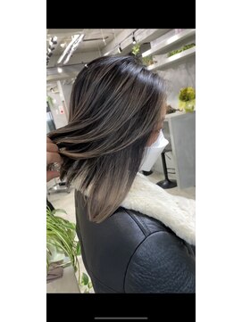 アポロ 横浜駅店(apollo) ハイライトバレイヤージュダブルカラーミルクティーベージュ