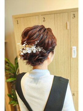 ハープット 府中けやき並木店(HearPut) ネープシニヨン/結婚式ヘアセット[Hearputけやき並木店]