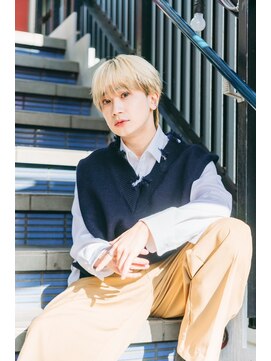 ヴォーグ 春日井高蔵寺店(VOGUE) ハイトーンカラーマッシュショート/20代30代