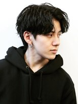 ツーブロックニュアンスセンターパート波巻きマッシュパーマ