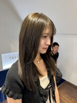 トレス(TRESS)&nbsp;レイヤーボブ　ミディアムレイヤー　内巻きボブ