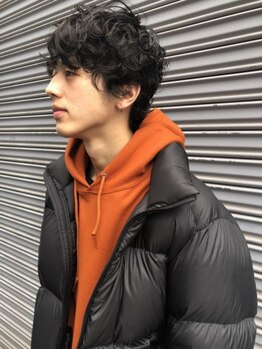 アンバー(AMBER)の写真/メンズスタイリストならではのご提案で、どんなシーンにも合うスタイルに！簡単スタイリングでON/OFFキマる