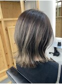 細めハイライトくすみベージュメッシュカラーグレージュ
