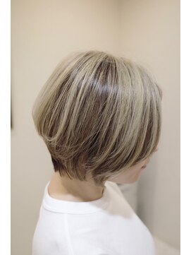 クロエバイラヴィズム 長岡旭岡店(CLOE) 白髪ぼかしハイライト