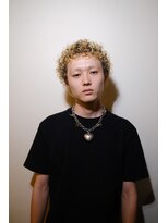 シー クルー 渋谷(C crew) ブリーチ×ハードパーマで魅せる無造作ストリートヘア