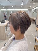 ブリーチなしコントラストハイライトカラーショートヘッドスパ