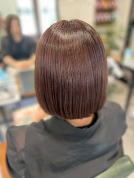 シャルムバイルーチェココ(CHARME by Lu'ce coco) 艶感ラインボブハイライトカラー