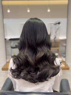 アピッシュ アオヤマ(apish AOYAMA) ロングパーマ/セミロングパーマ/韓国風パーマ/デジタルパーマ