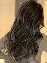 ヨロ 小岩(YOLO)&nbsp;ハイライトカラーグレージュベージュケアブリーチダブルカラー