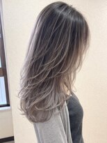 モルト 麻生(molt) バレイヤージュ レイヤーカット