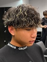 エルマーク 和歌山(L-MARK) ハイライト/ツイストパーマ/短髪/ツーブロック/men's