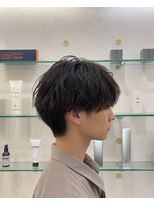 ビーシャイン(B-SHINE)&nbsp;メンズパーマ/メンズカット/シェービング/眉毛/メンズサロン