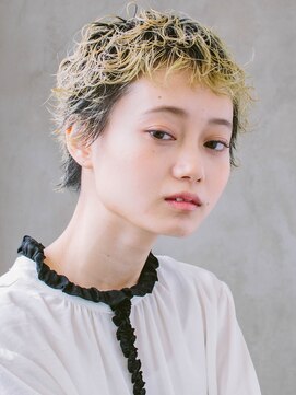 ジェーン(JANE) ハイトーンのパーマショート