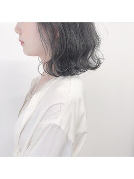 ガーランドウメダ(Garland umeda) リラックスウェーブ＿ミディアム＿000771