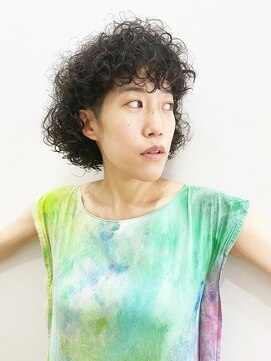 ヘアーアイストゥーレ(HAIR ICI TRE) ハード　セサミ　パーマ