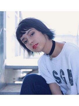 マノン バイ エイチ(MANON by H) 《MANON》アシメショート×ブルージュ