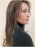 透明感グレージュカラー