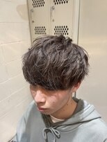 ブリーチ ラボ エーアイ 原宿店(BLEACH LABO Ai)&nbsp;シルバーカラー/フェードカット/ニュアンスマッシュ[原宿駅］