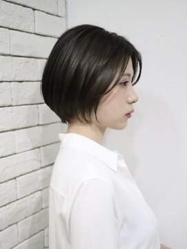 メモリーズ 銀座(Memories) 乾かすだけでまとまる！大人綺麗なショートヘア！前髪なし