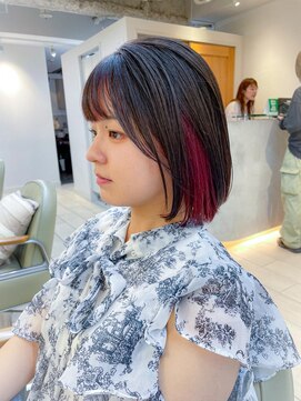 テトラ バイ ネオリーブ 横浜西口店(tetra by neolive) 横浜★インナーカラーピンク　ケアブリーチ