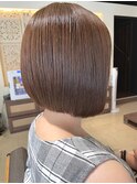 前下がりボブうる艶ストレート透明感シアーブラウン　池袋